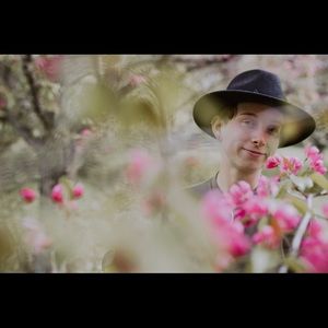 Meet your Posher, Bell